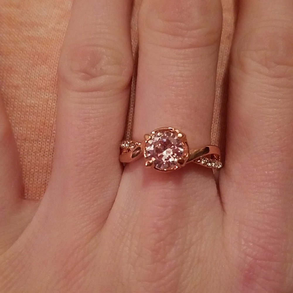 Rose gold ring